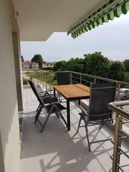 Orange Apartment Νικήτη Εξωτερικό φωτογραφία